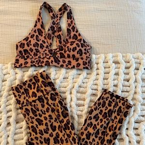 Fabletics leopard set
